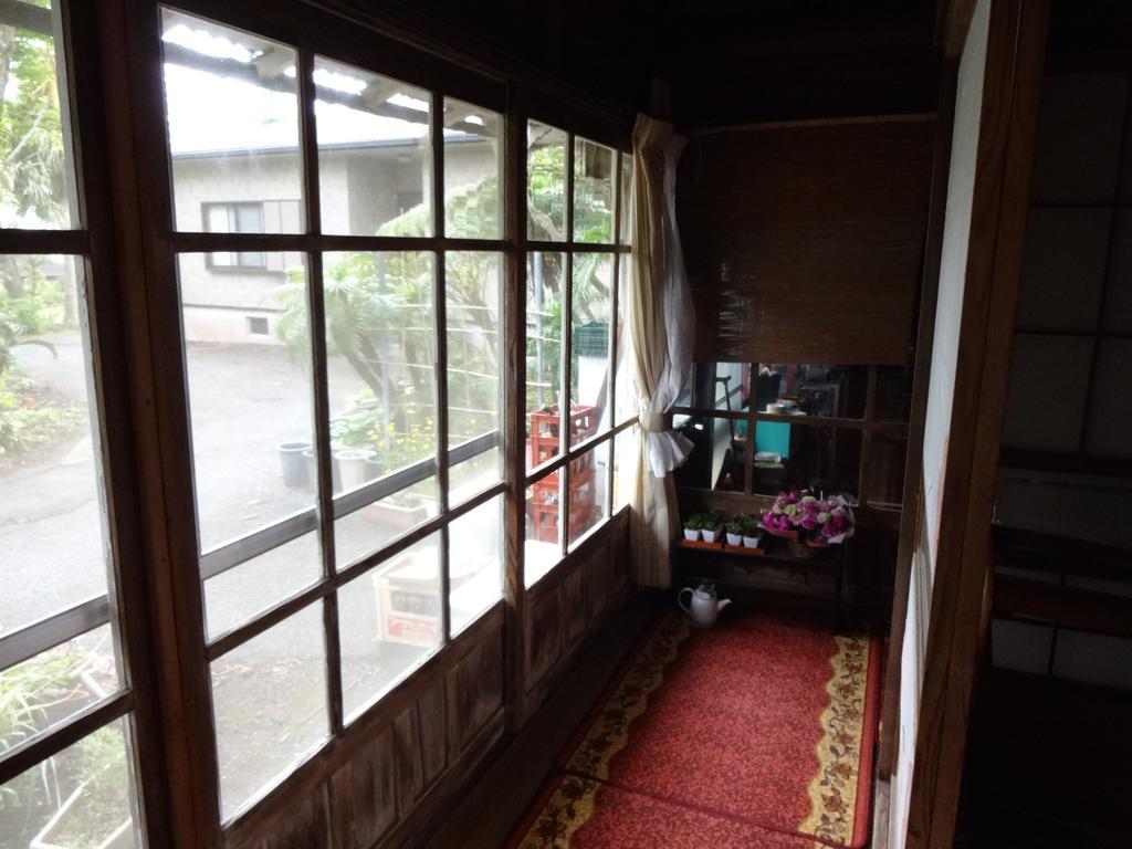 Gardenso Hotel Hacsidzso Szoba fotó